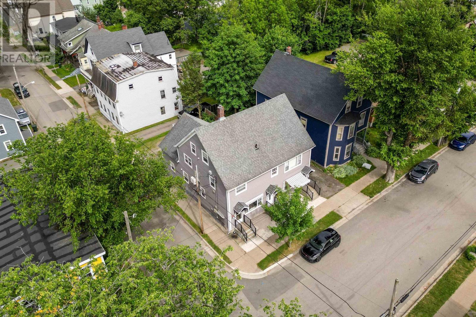 55 Charlotte Street Property Photo 18