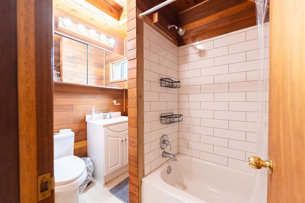 2272 Gallagher Avenue Property Photo 12