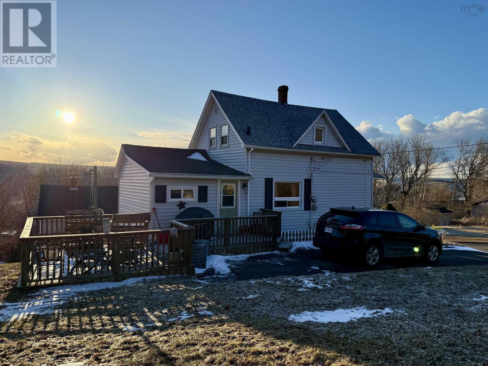 6 Chestnut Street Property Photo 3