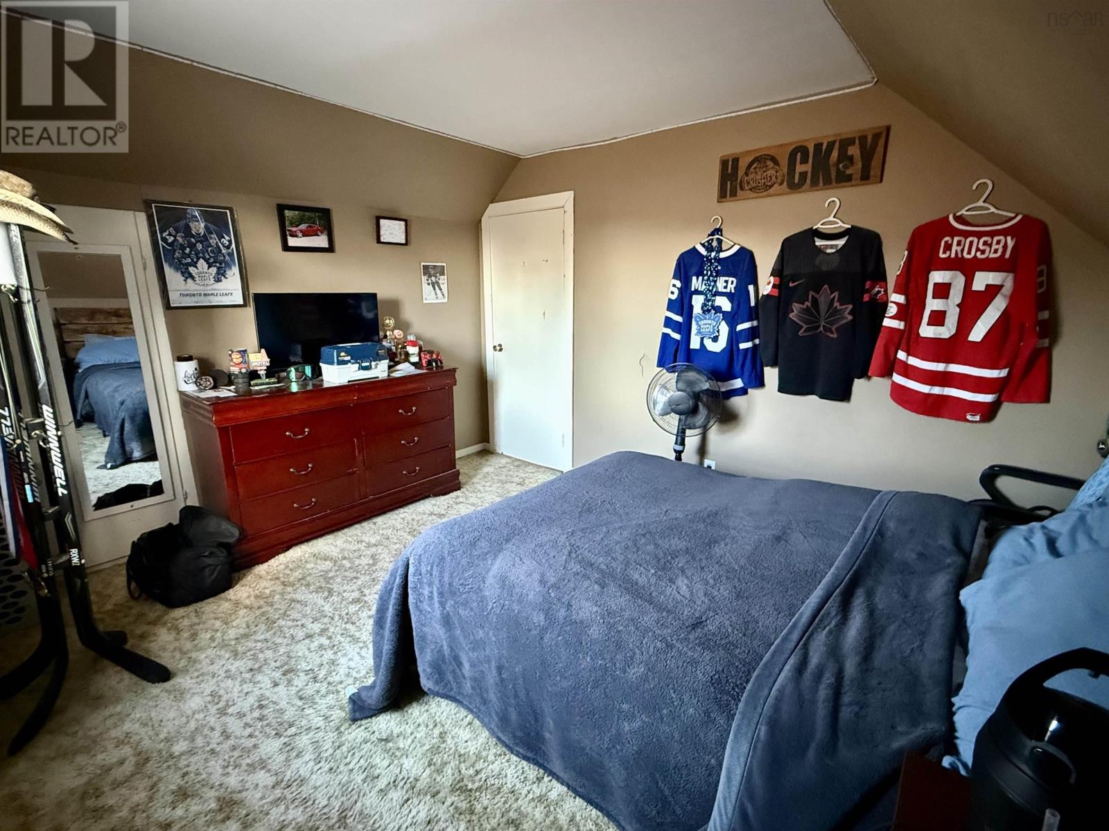 6 Chestnut Street Property Photo 18