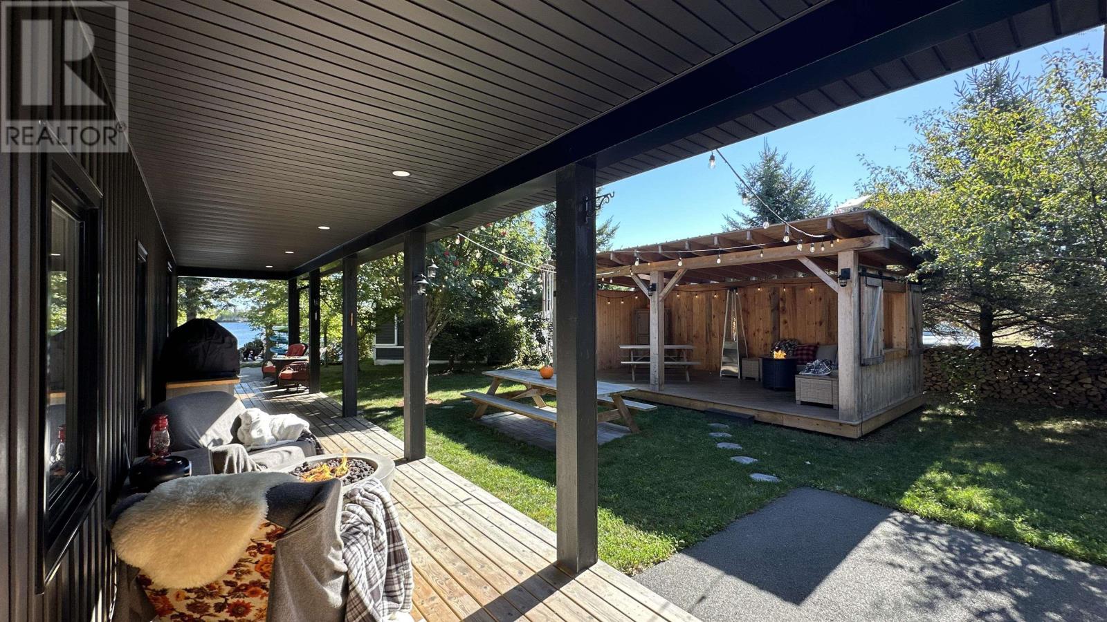 100 Lake Shore Drive Property Photo 3
