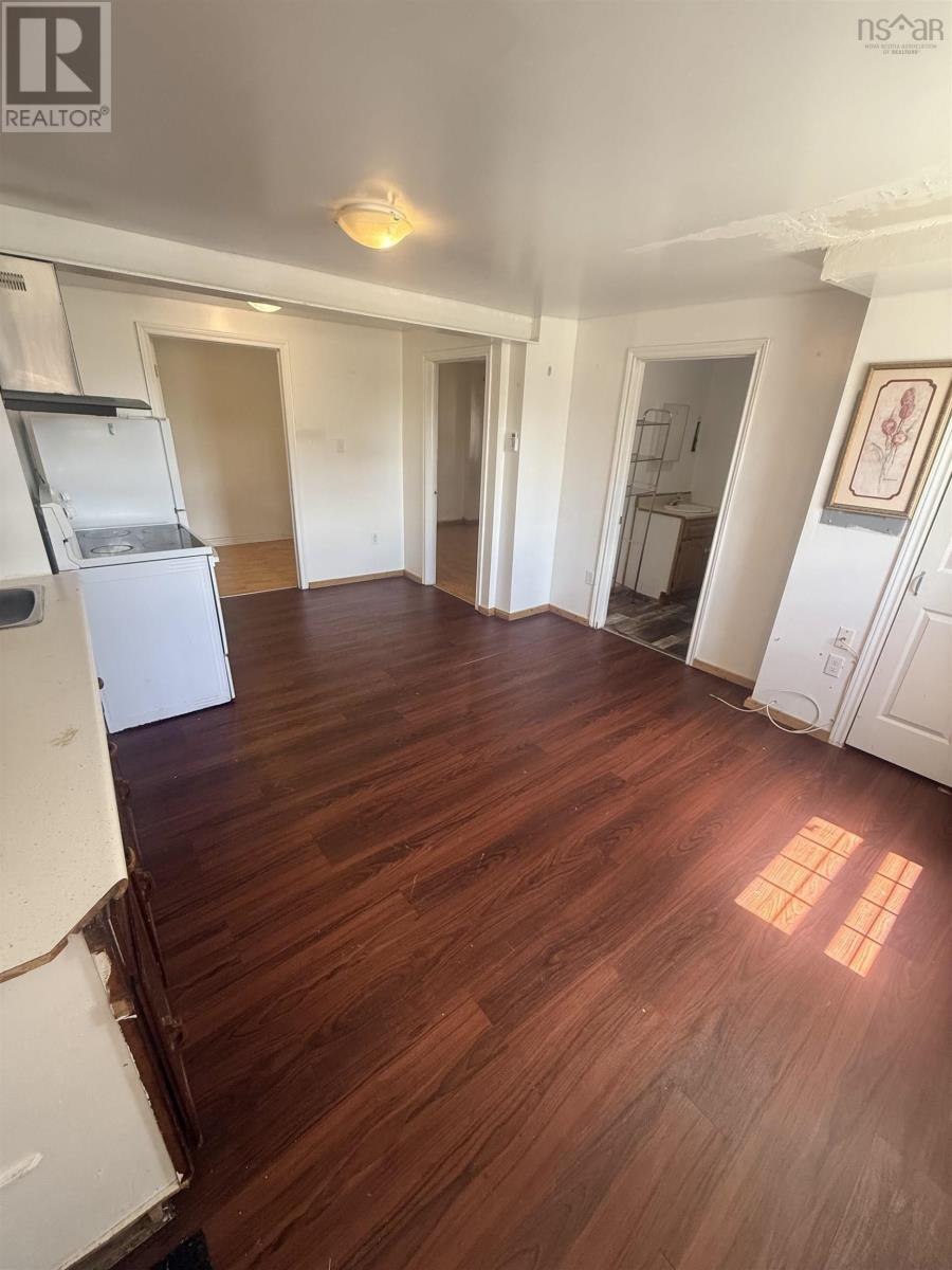 340 Reserve Street Property Photo 11