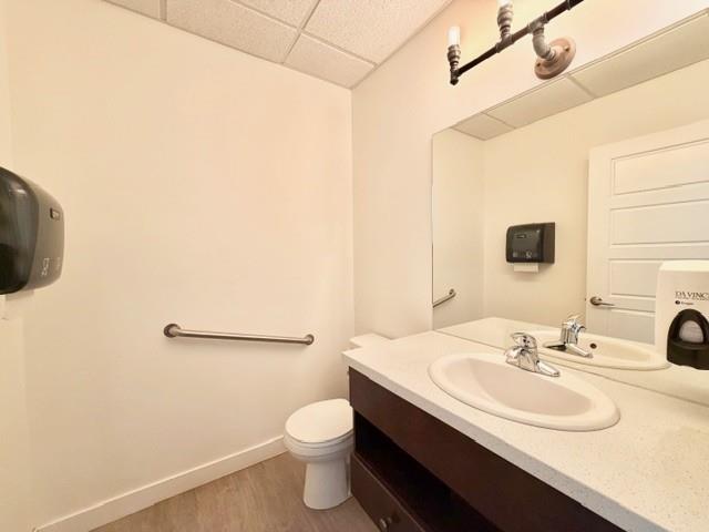 382 Park Avenue E Property Photo 8