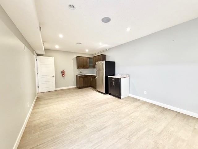 382 Park Avenue E Property Photo 10