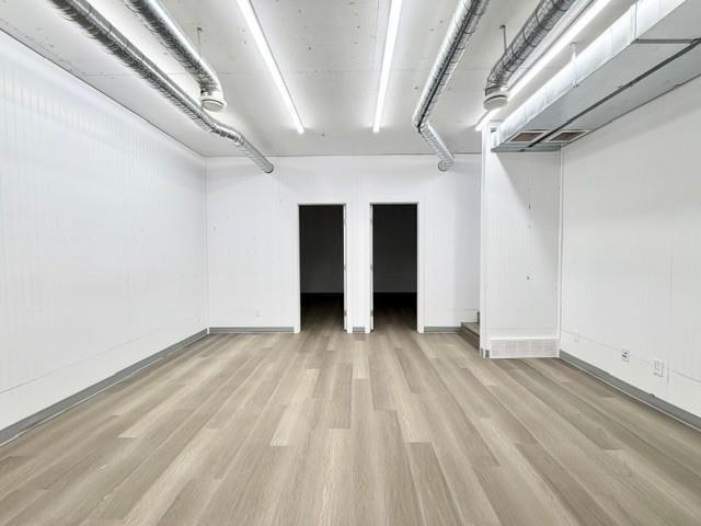 382 Park Avenue E Property Photo 12