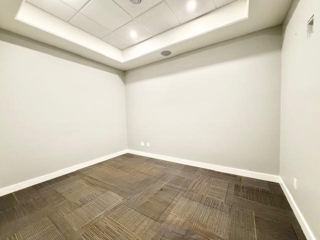 382 Park Avenue E Property Photo 13