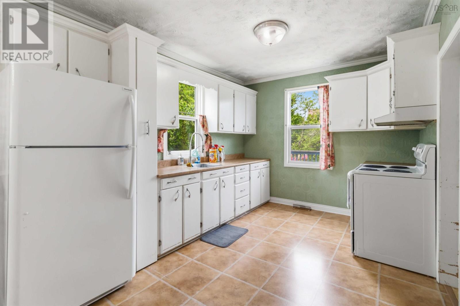 20 Acorn Road Property Photo 6