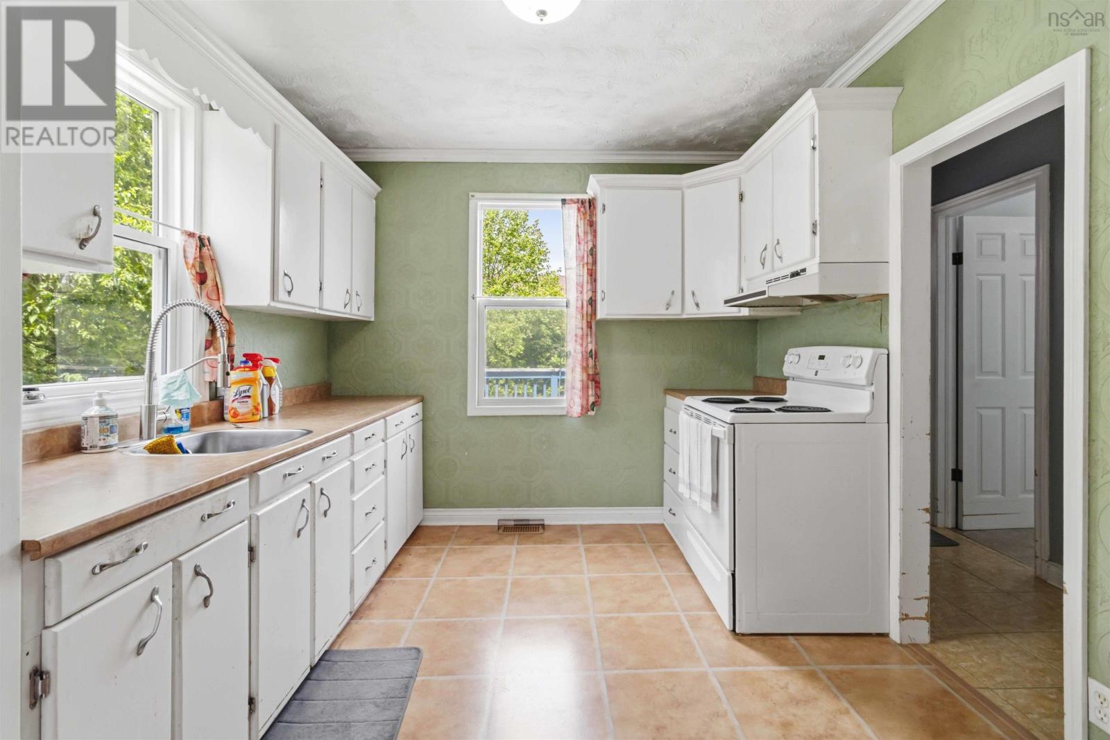 20 Acorn Road Property Photo 7