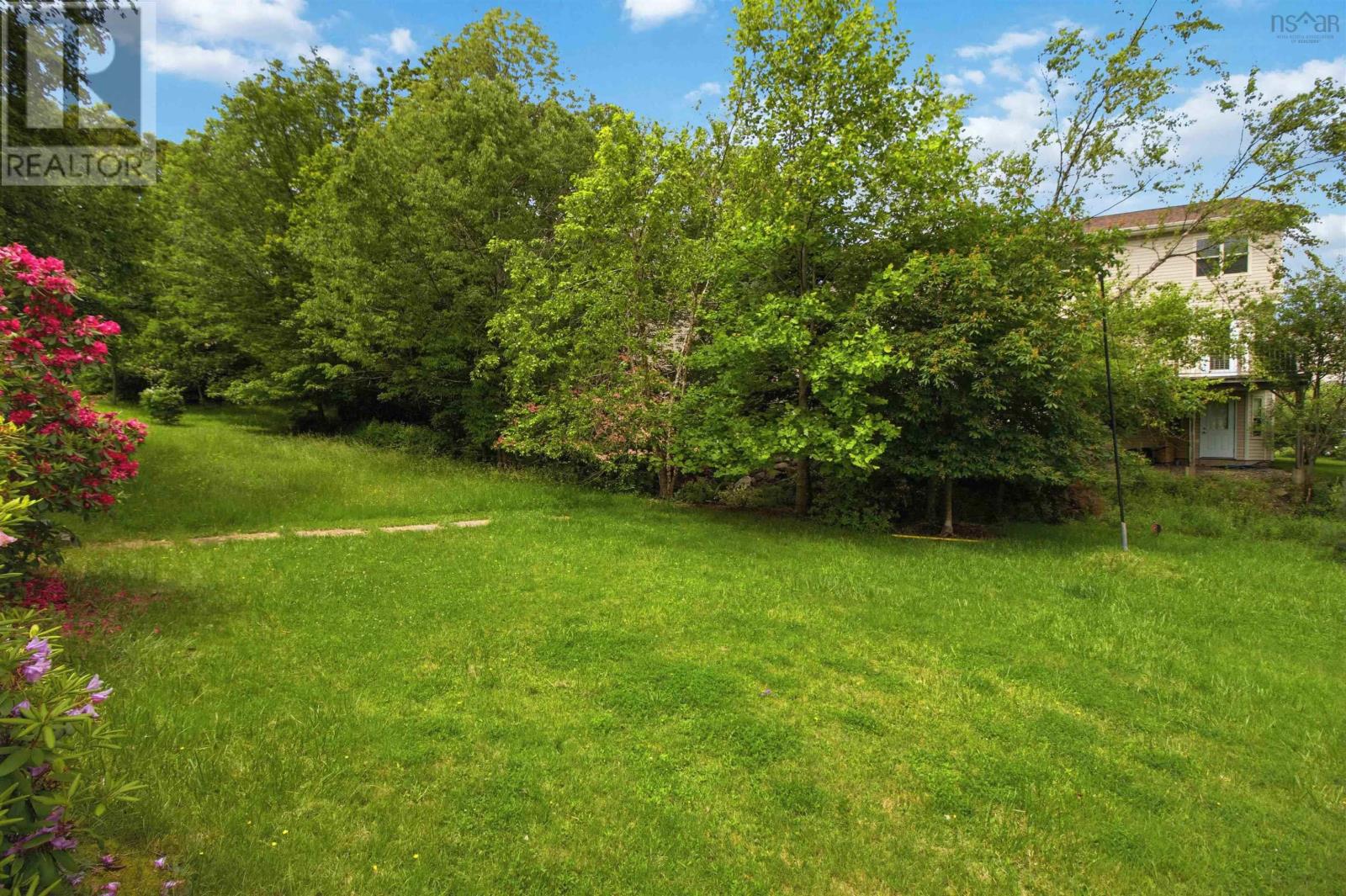 20 Acorn Road Property Photo 28