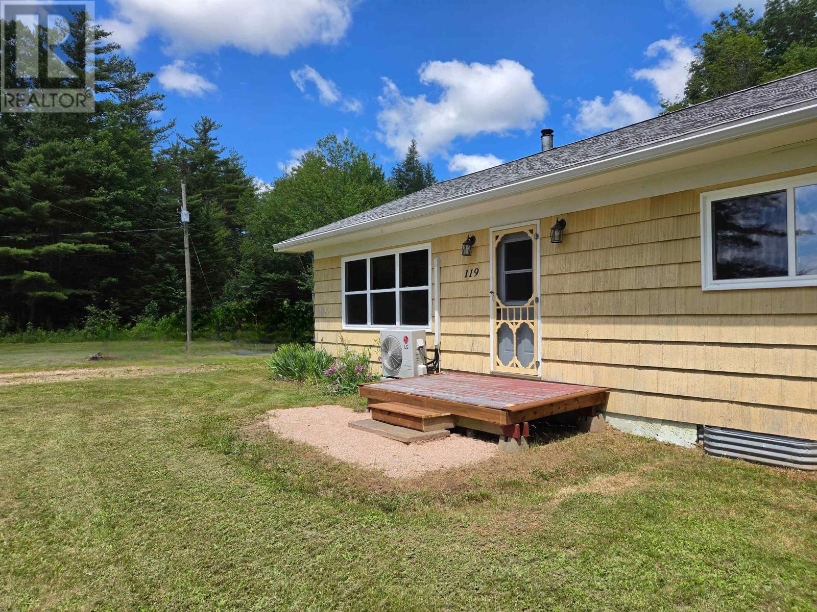 119 Hubley Road Property Photo 3