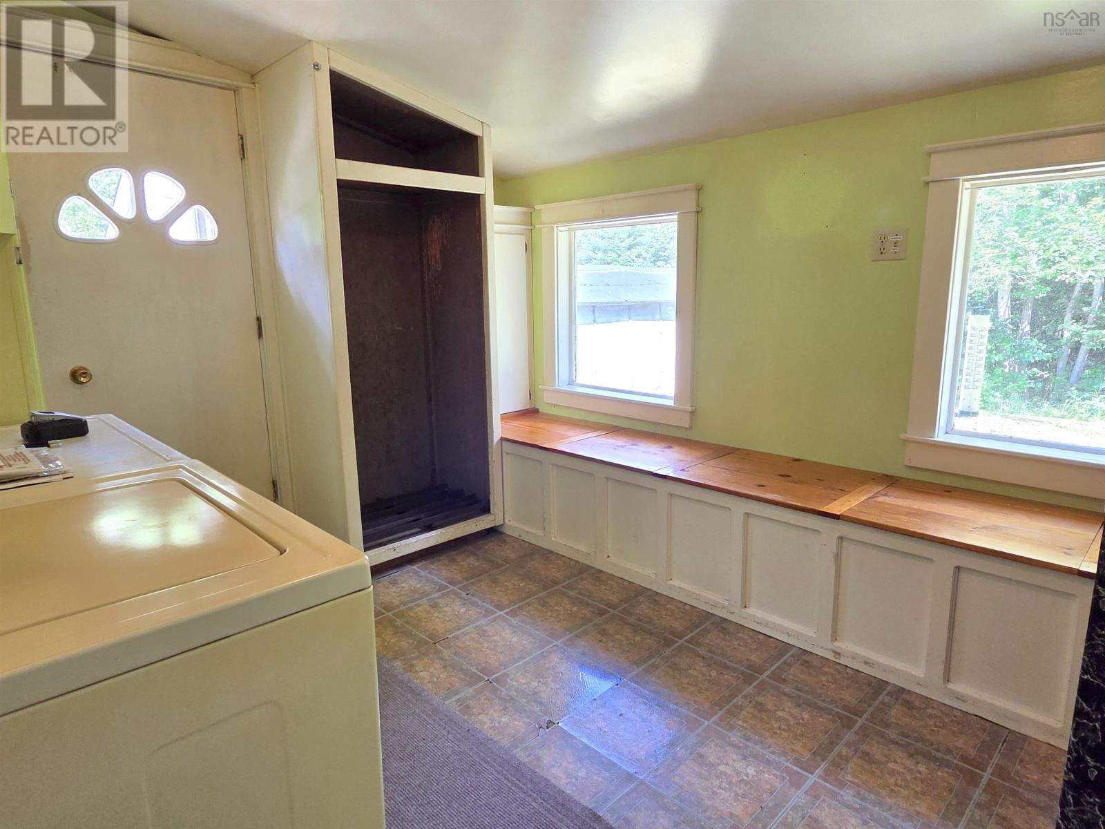 119 Hubley Road Property Photo 5