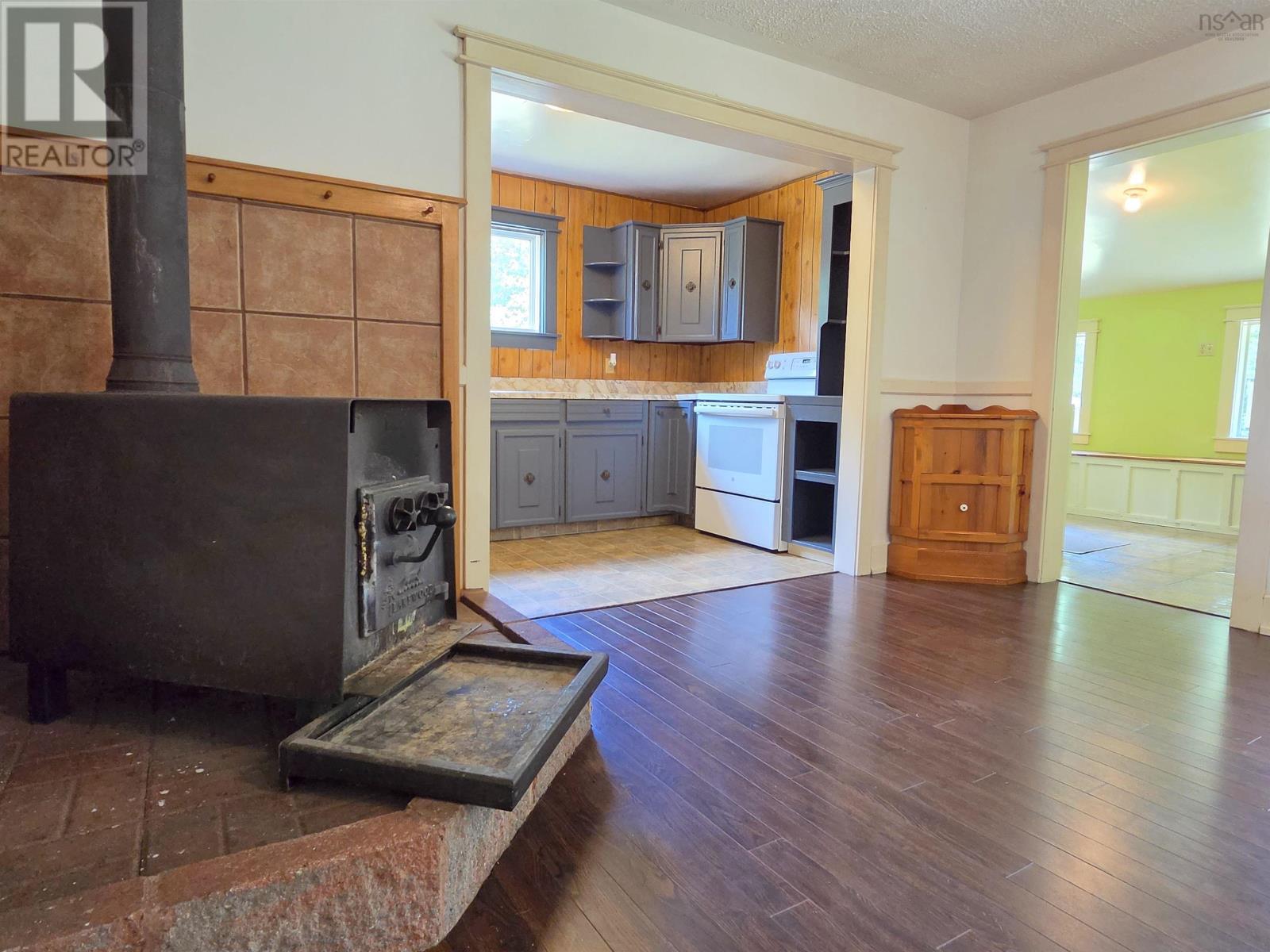119 Hubley Road Property Photo 8