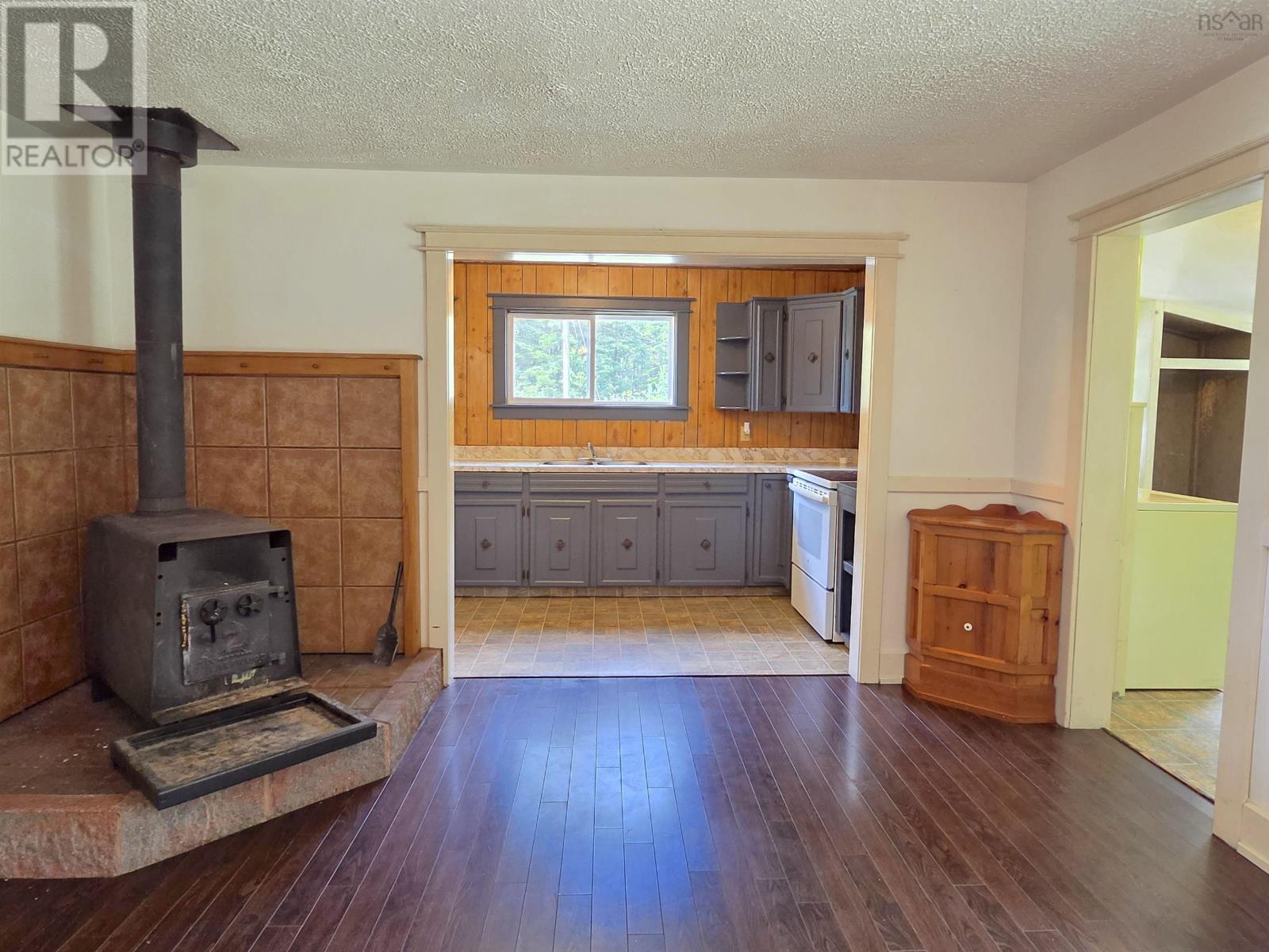 119 Hubley Road Property Photo 11