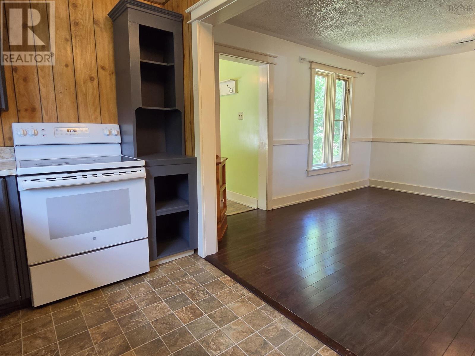 119 Hubley Road Property Photo 14