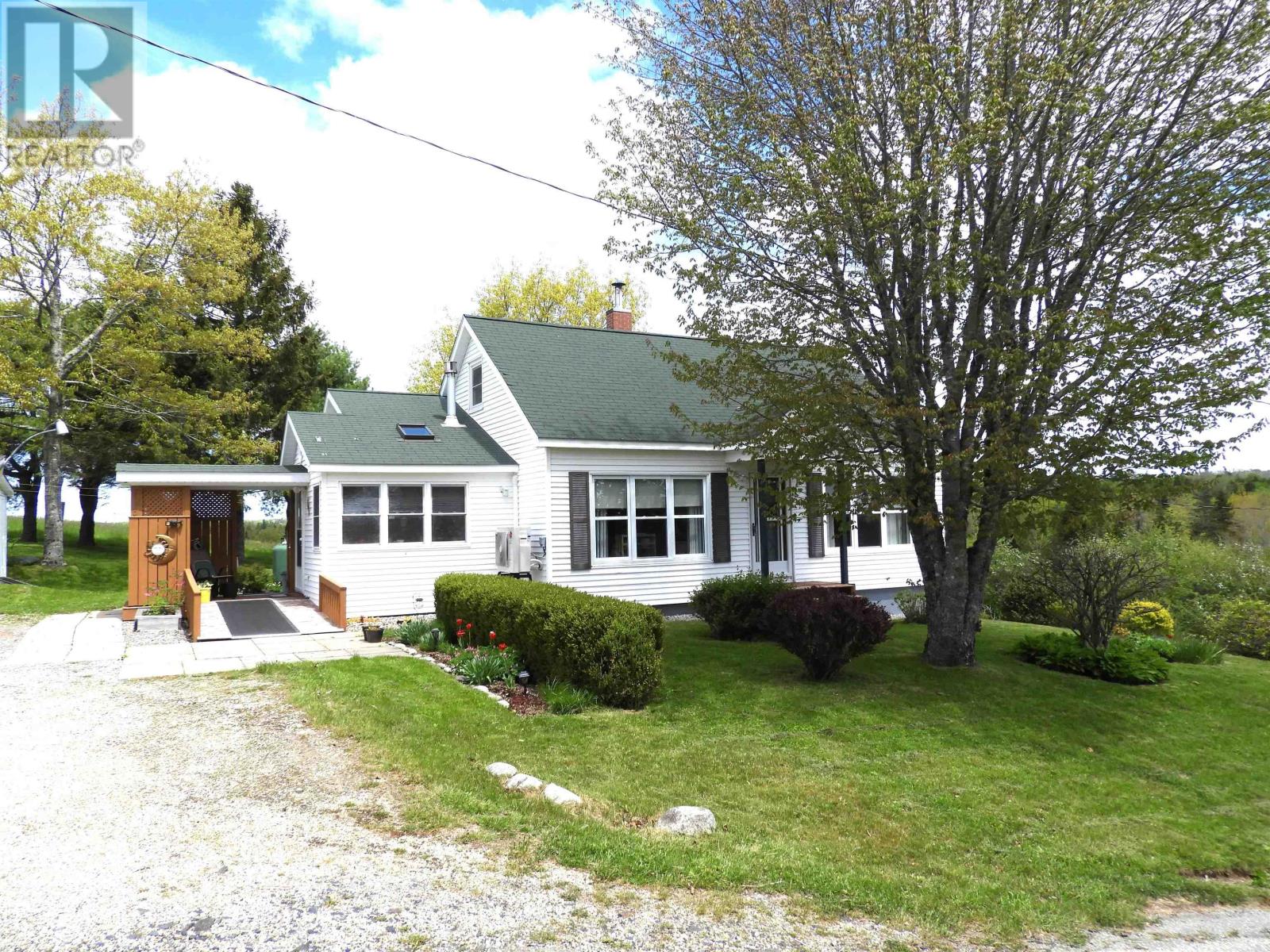 195 Lake Ramsay Road Property Photo 1