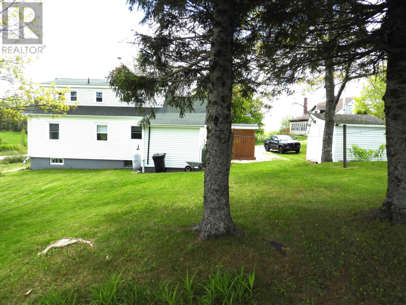 195 Lake Ramsay Road Property Photo 6