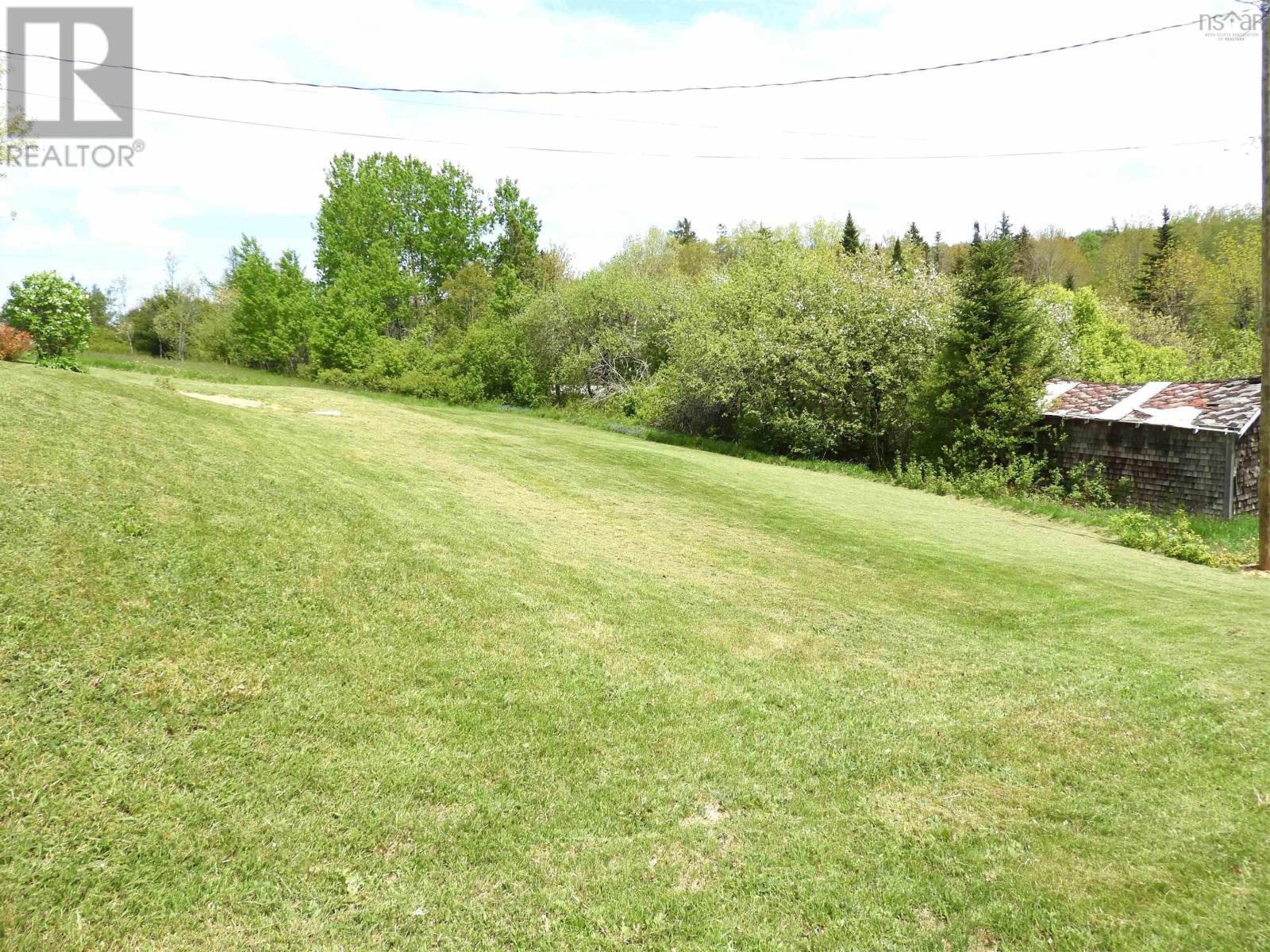 195 Lake Ramsay Road Property Photo 9