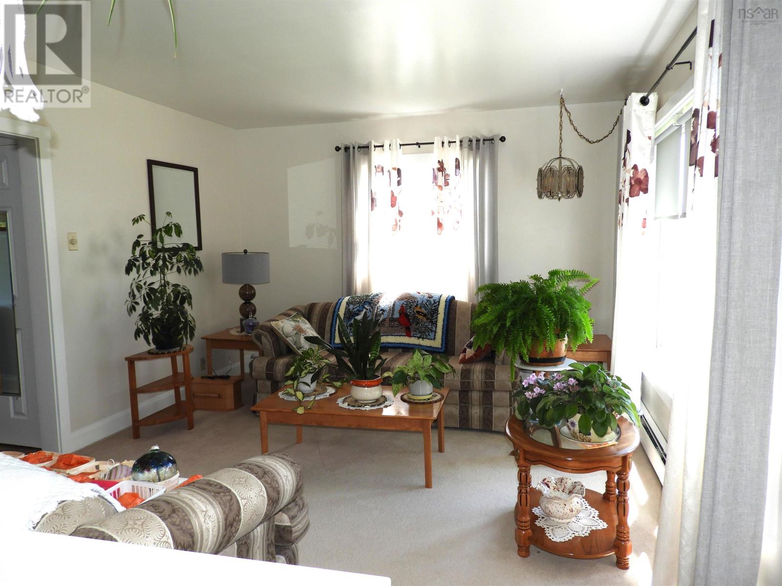 195 Lake Ramsay Road Property Photo 12