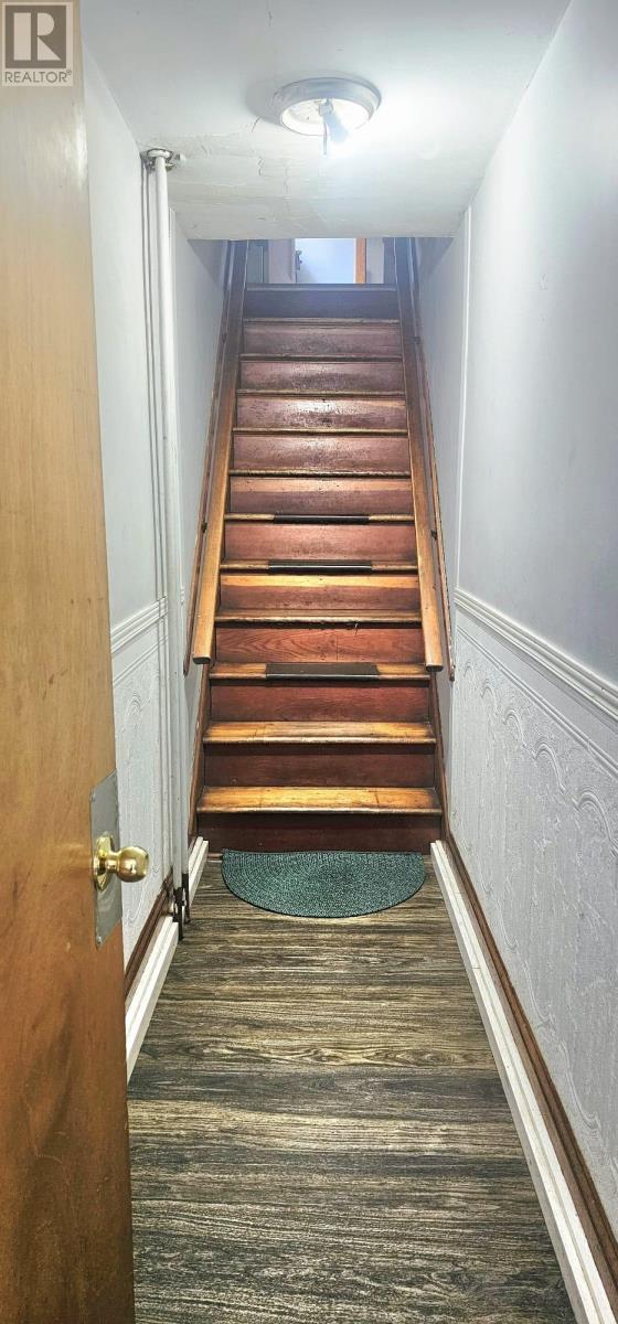 224 Kent Street Property Photo 3