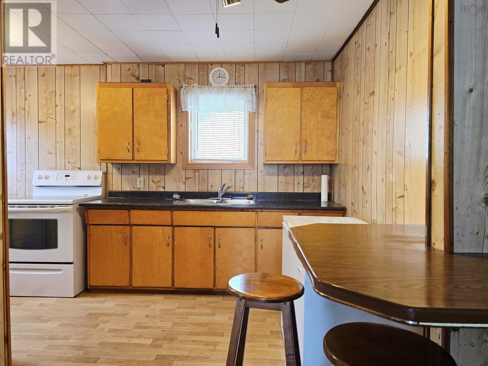 95 Poplar Street Property Photo 17