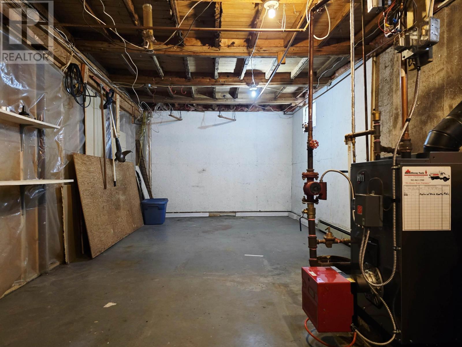 95 Poplar Street Property Photo 33