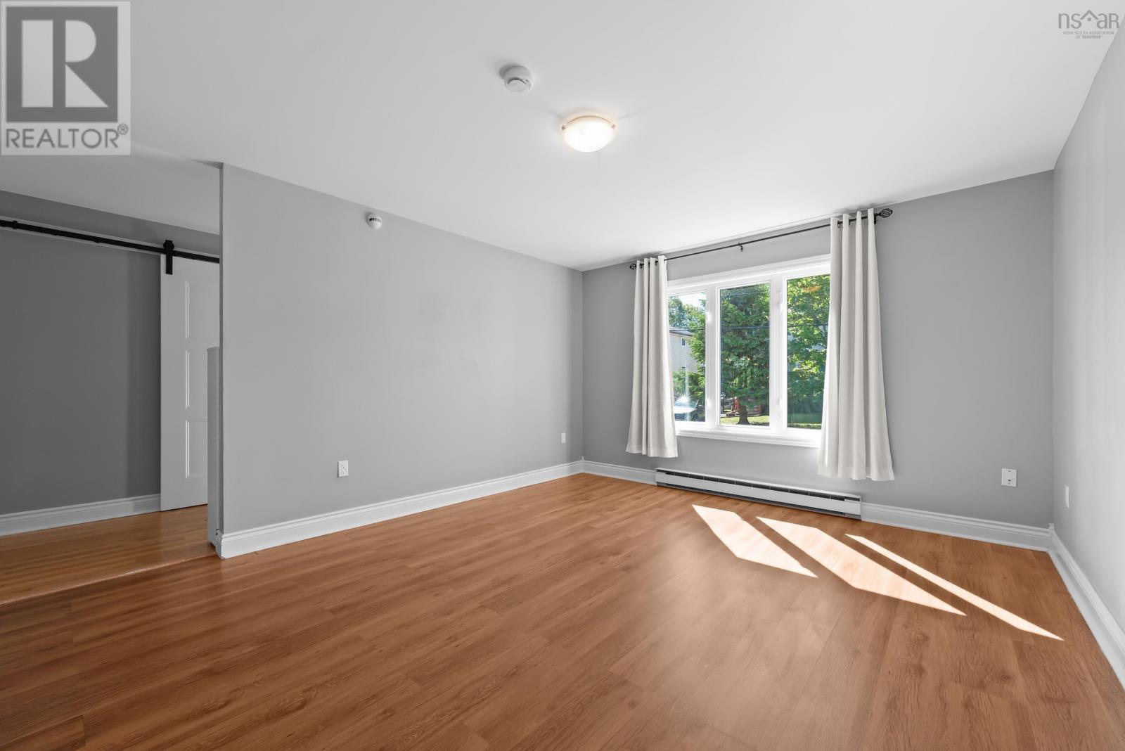 46 Silver Maple Drive Property Photo 10