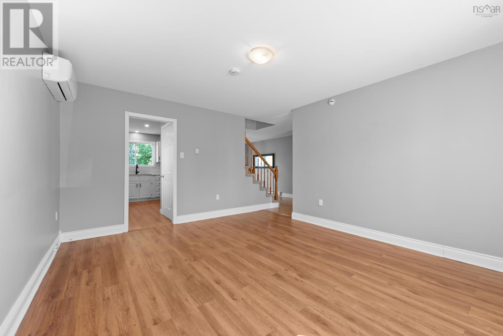 46 Silver Maple Drive Property Photo 12