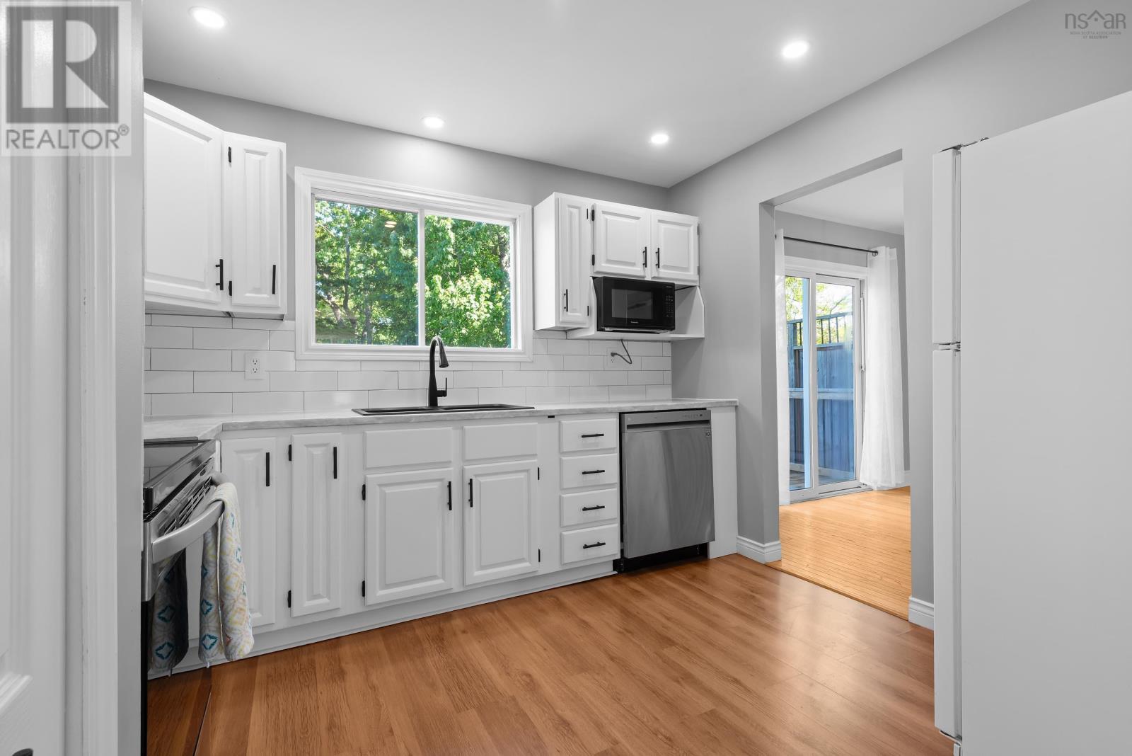 46 Silver Maple Drive Property Photo 13