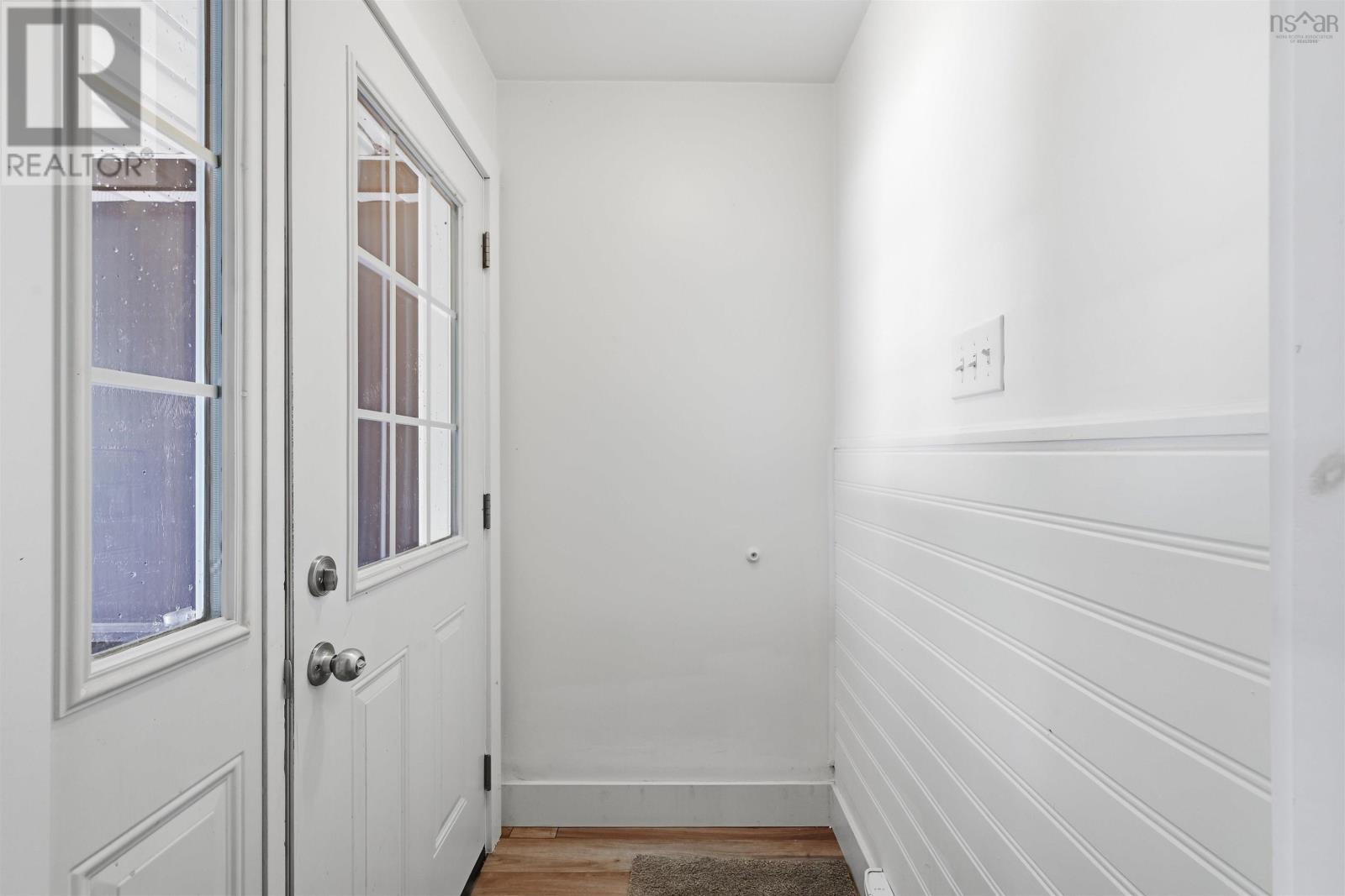8b Gordon Street Property Photo 3