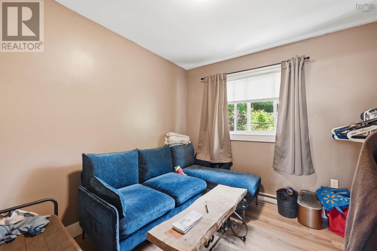 8b Gordon Street Property Photo 11