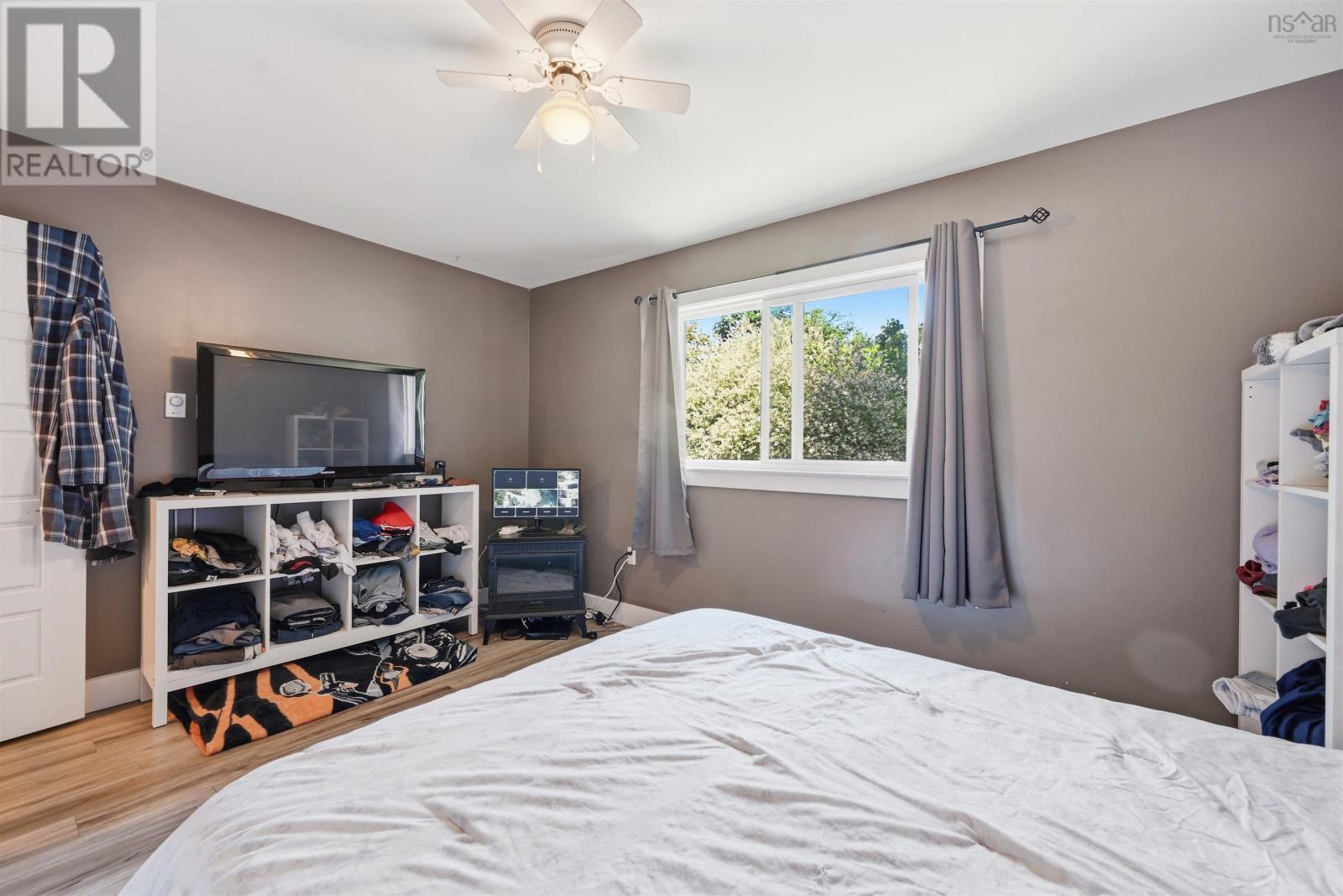 8b Gordon Street Property Photo 14