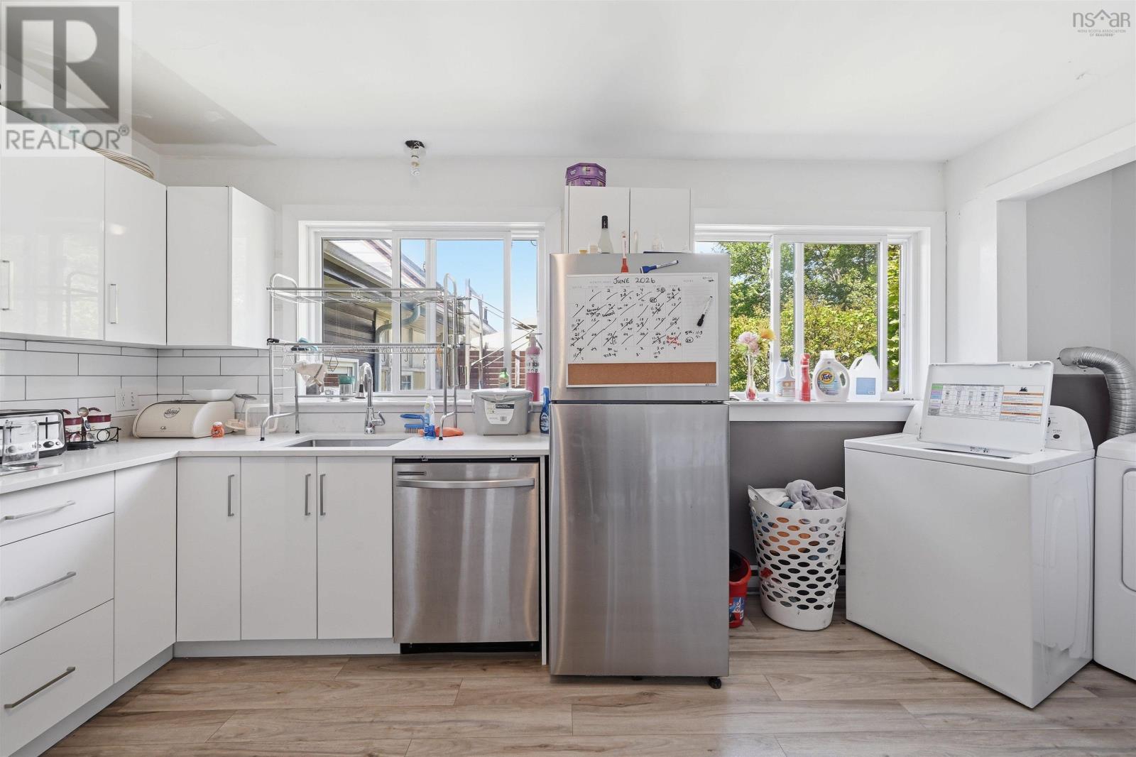 8b Gordon Street Property Photo 17