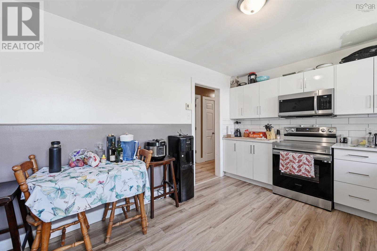 8b Gordon Street Property Photo 20