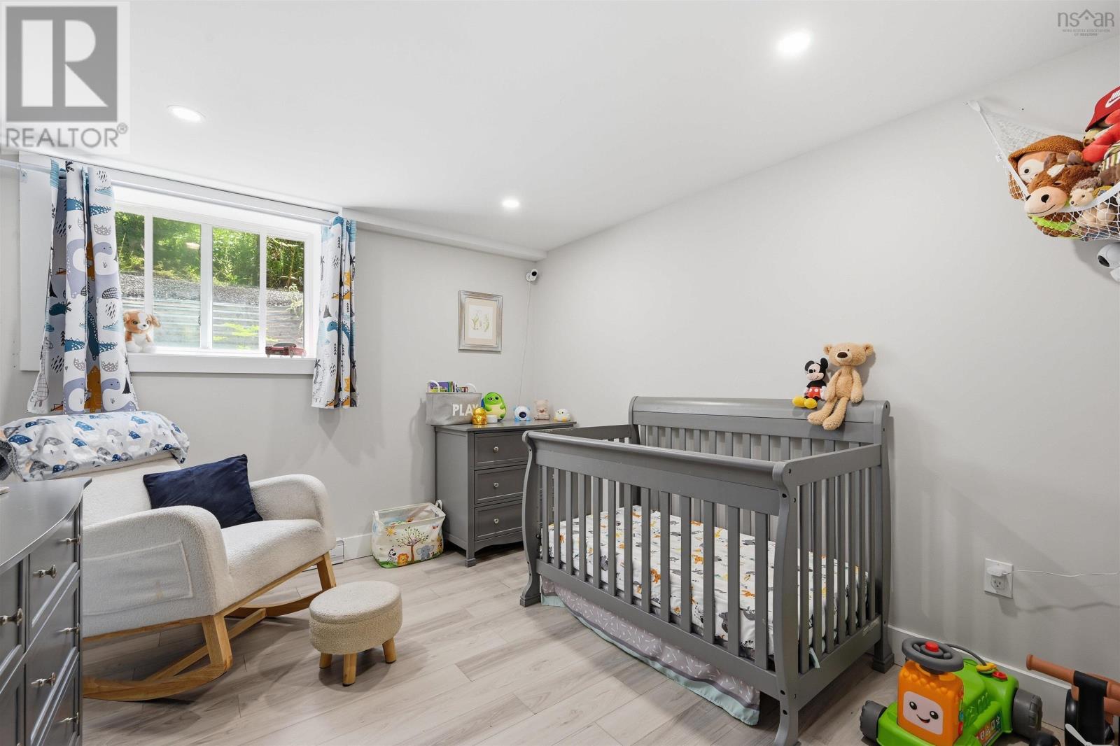 8b Gordon Street Property Photo 30