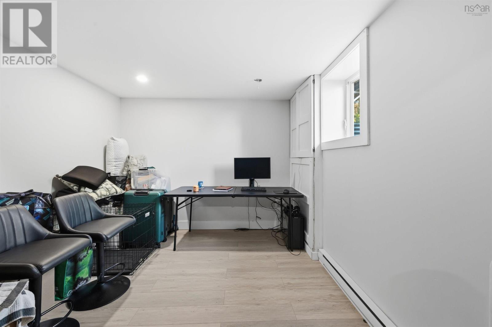 8b Gordon Street Property Photo 33