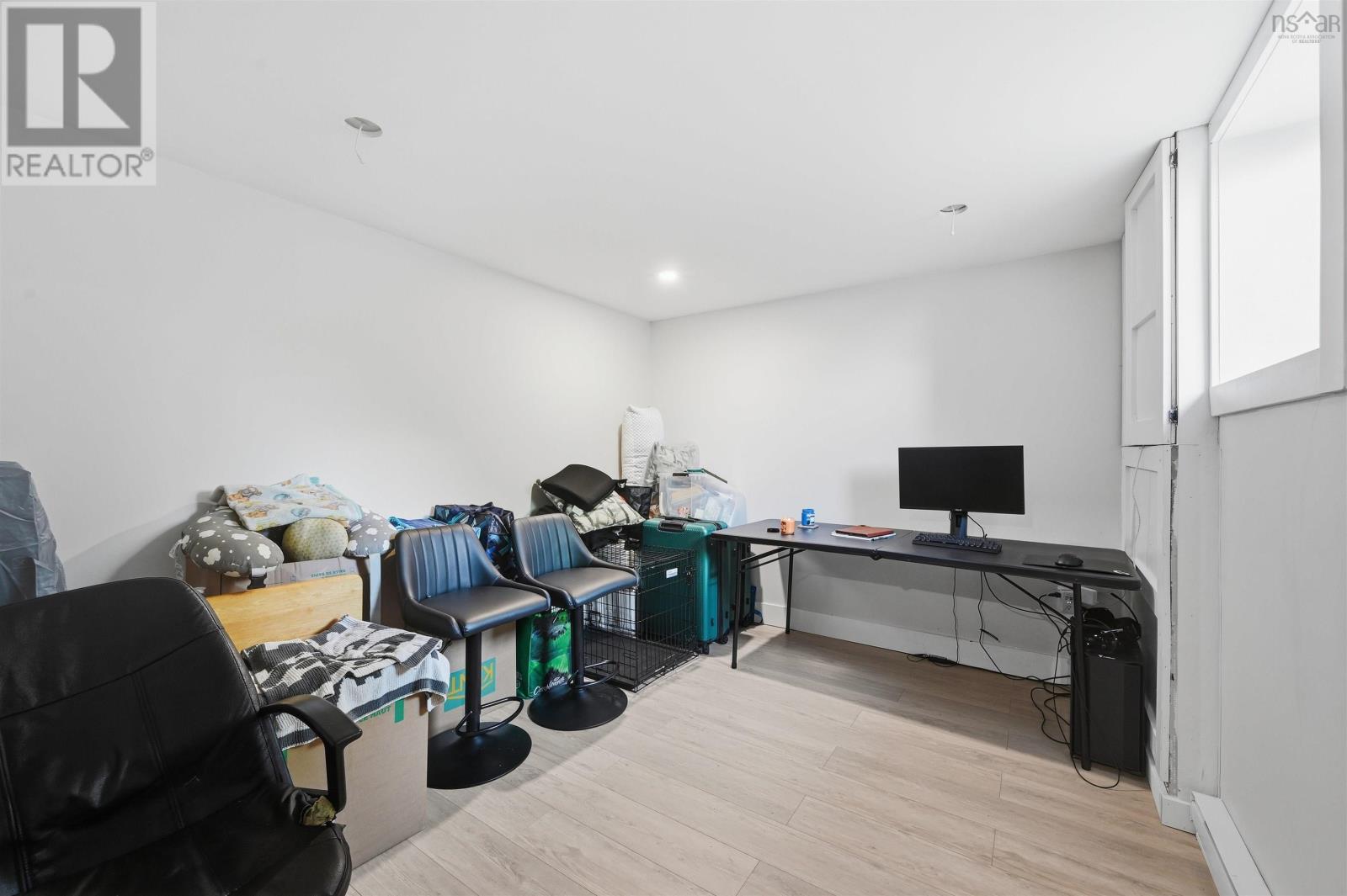 8b Gordon Street Property Photo 34