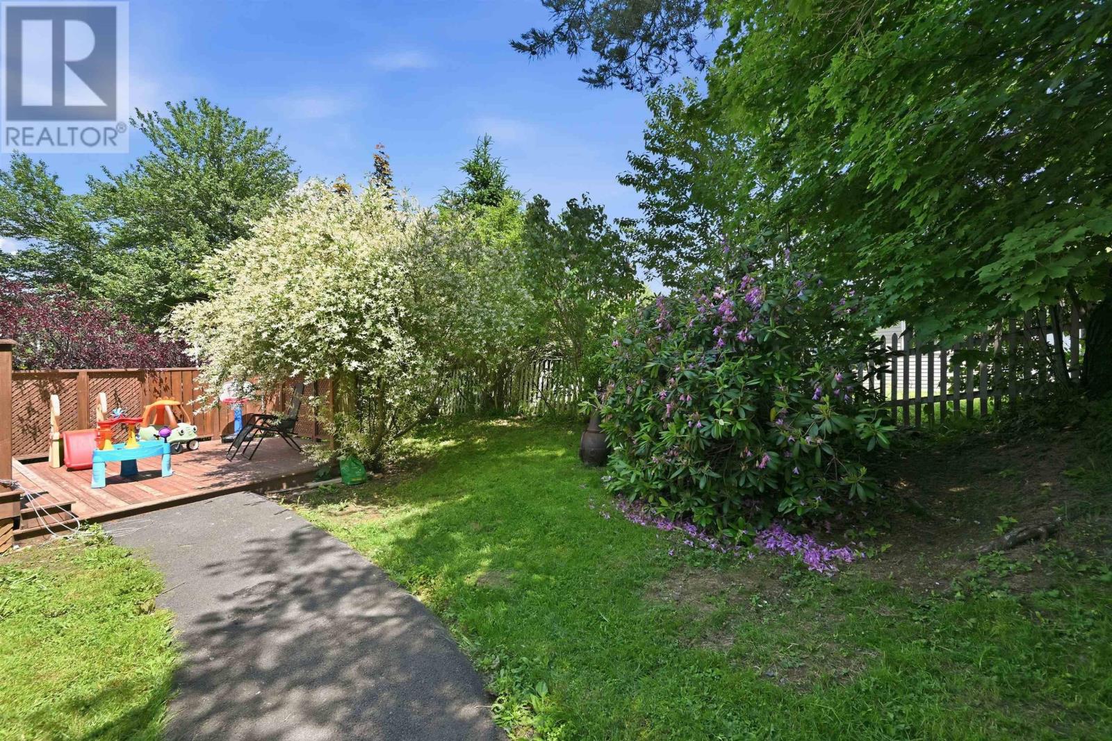 8b Gordon Street Property Photo 42