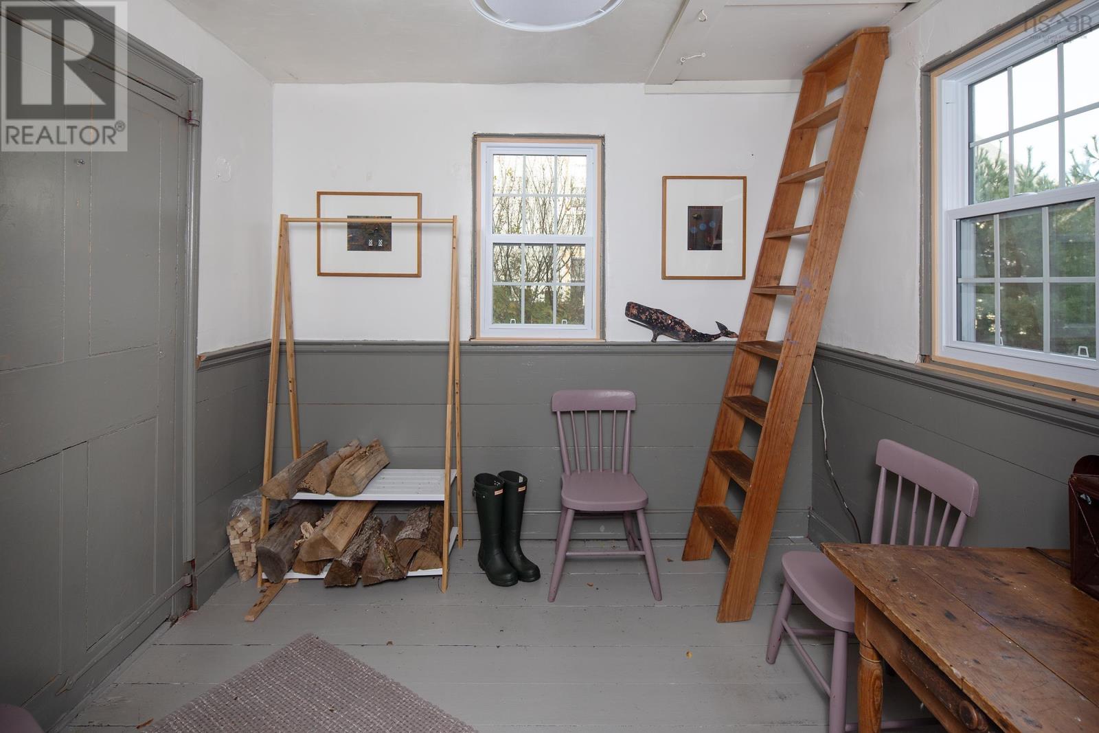 69 Fox Street Property Photo 24