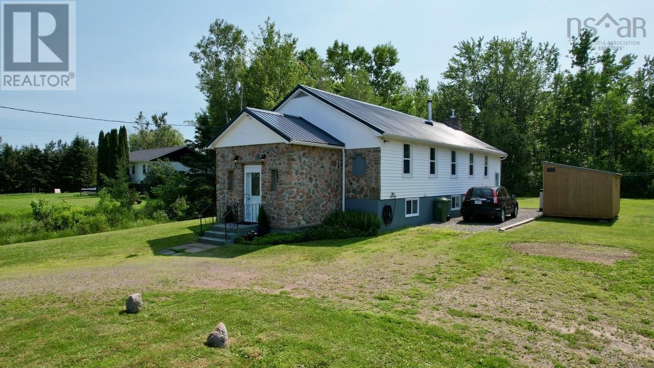7682 6 Highway Property Photo 7