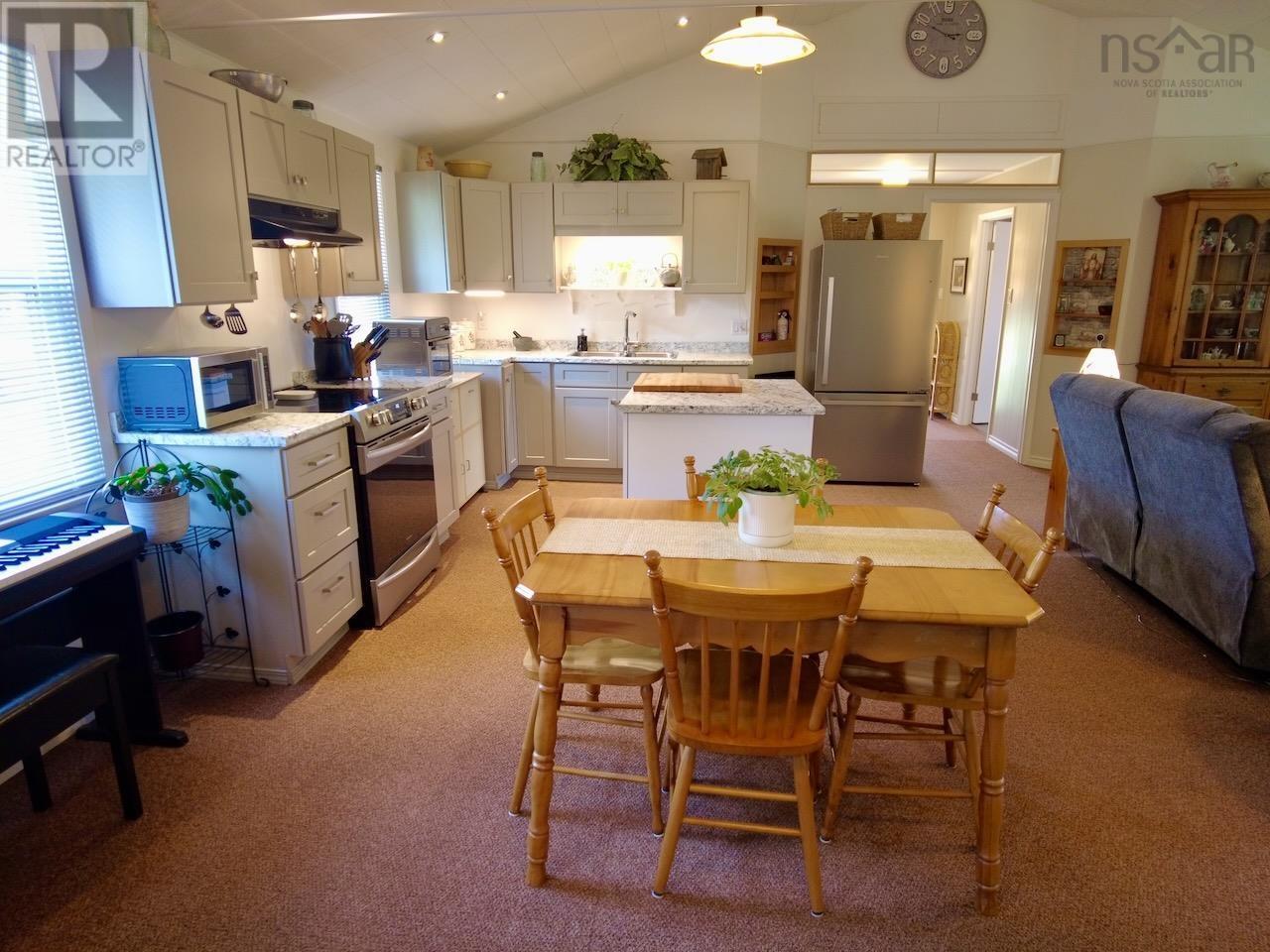7682 6 Highway Property Photo 15