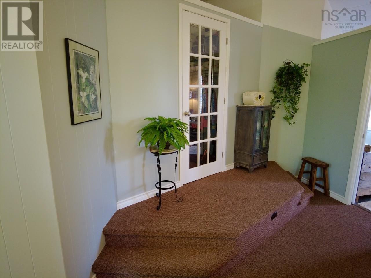 7682 6 Highway Property Photo 24