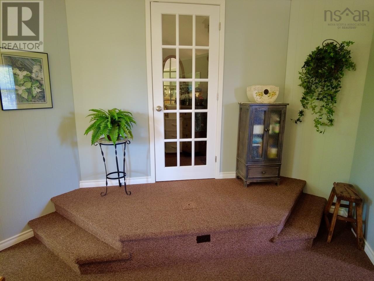 7682 6 Highway Property Photo 25