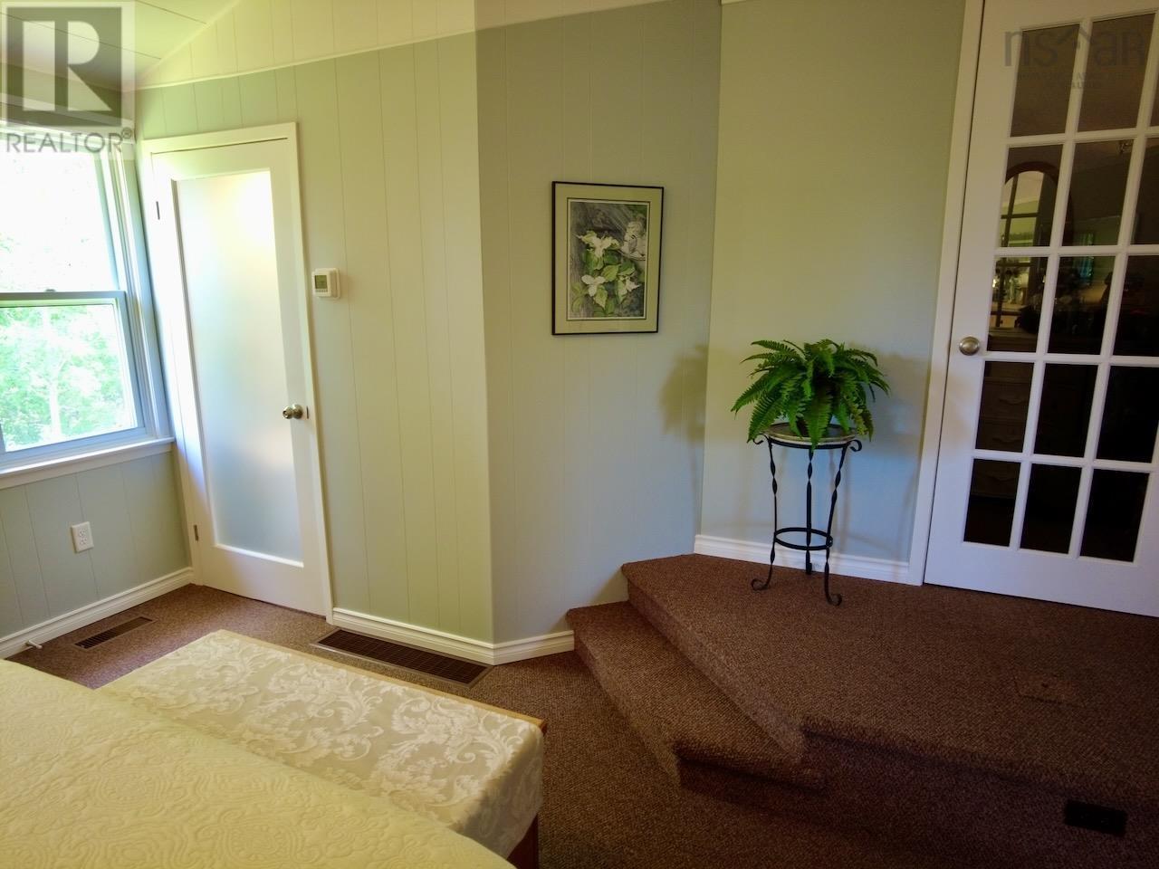 7682 6 Highway Property Photo 26