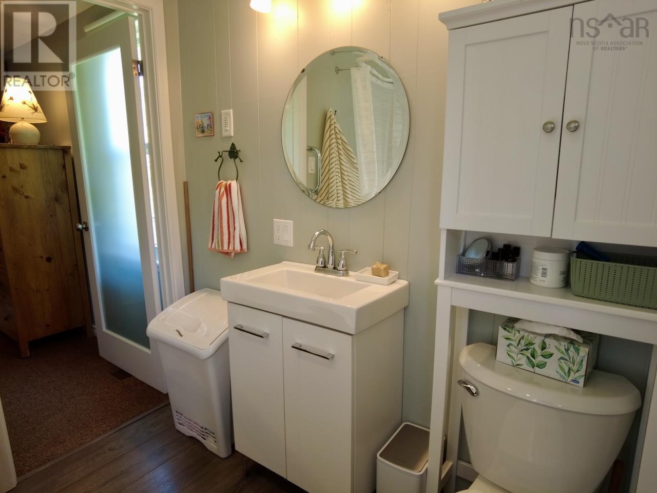7682 6 Highway Property Photo 28