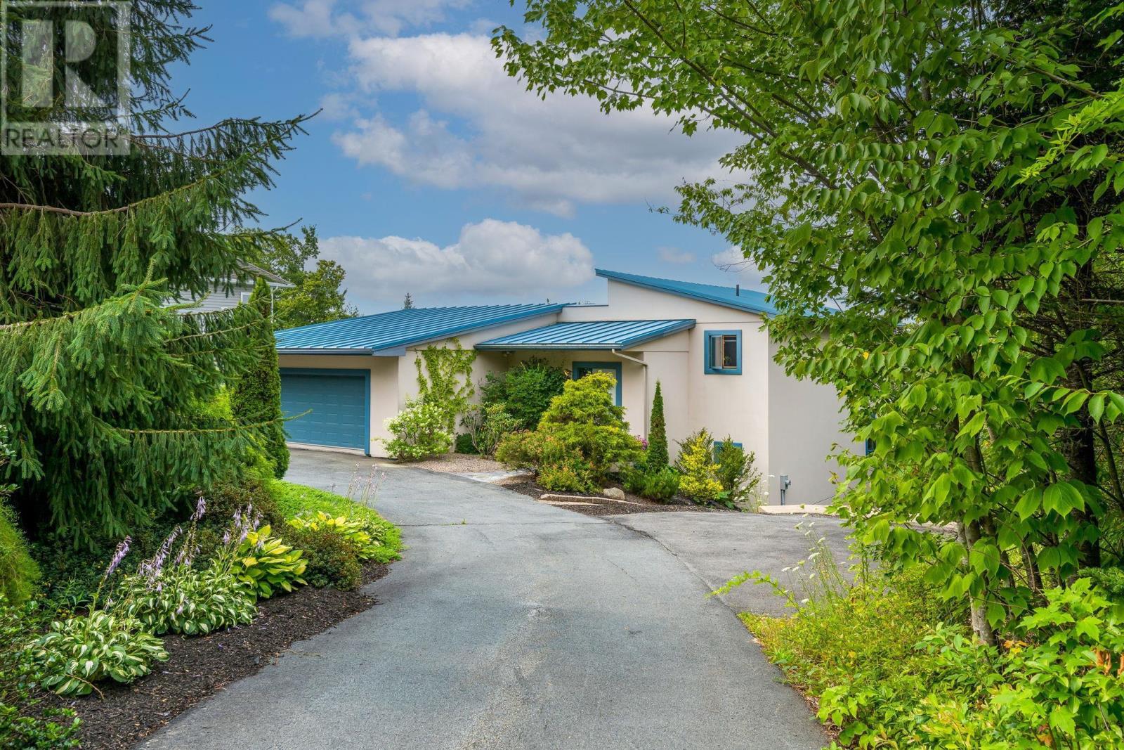 49 Fairway Grove Property Photo 5