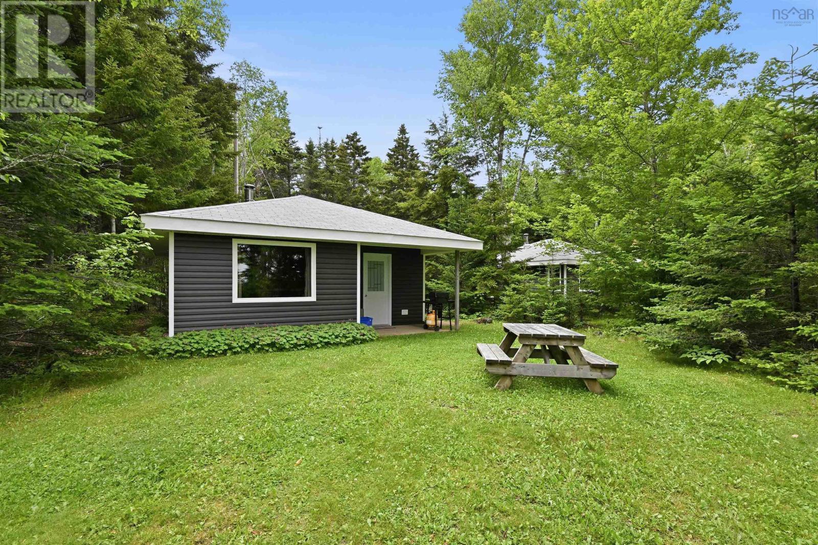 320 Cove Road Property Photo 8