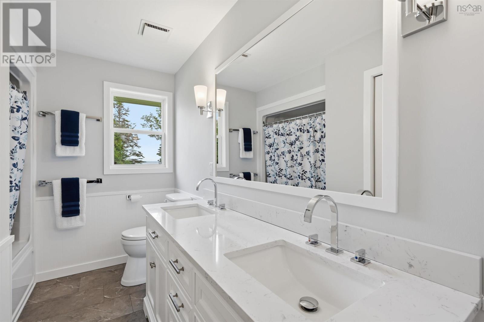 320 Cove Road Property Photo 15