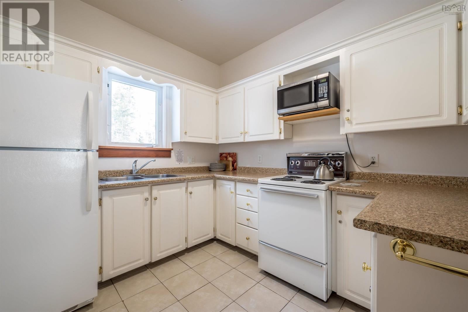 320 Cove Road Property Photo 39