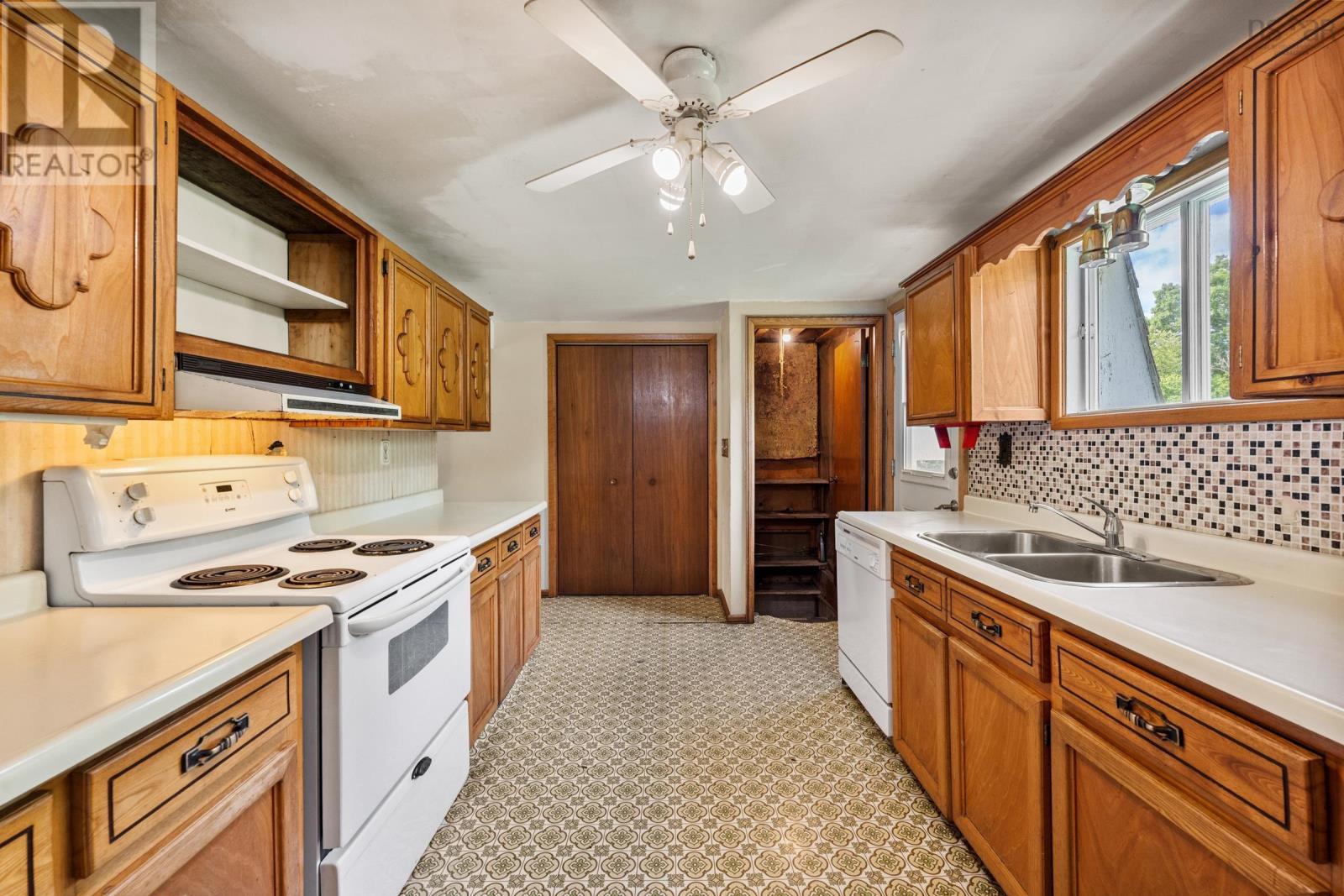 153 Argyle Head Road Property Photo 11