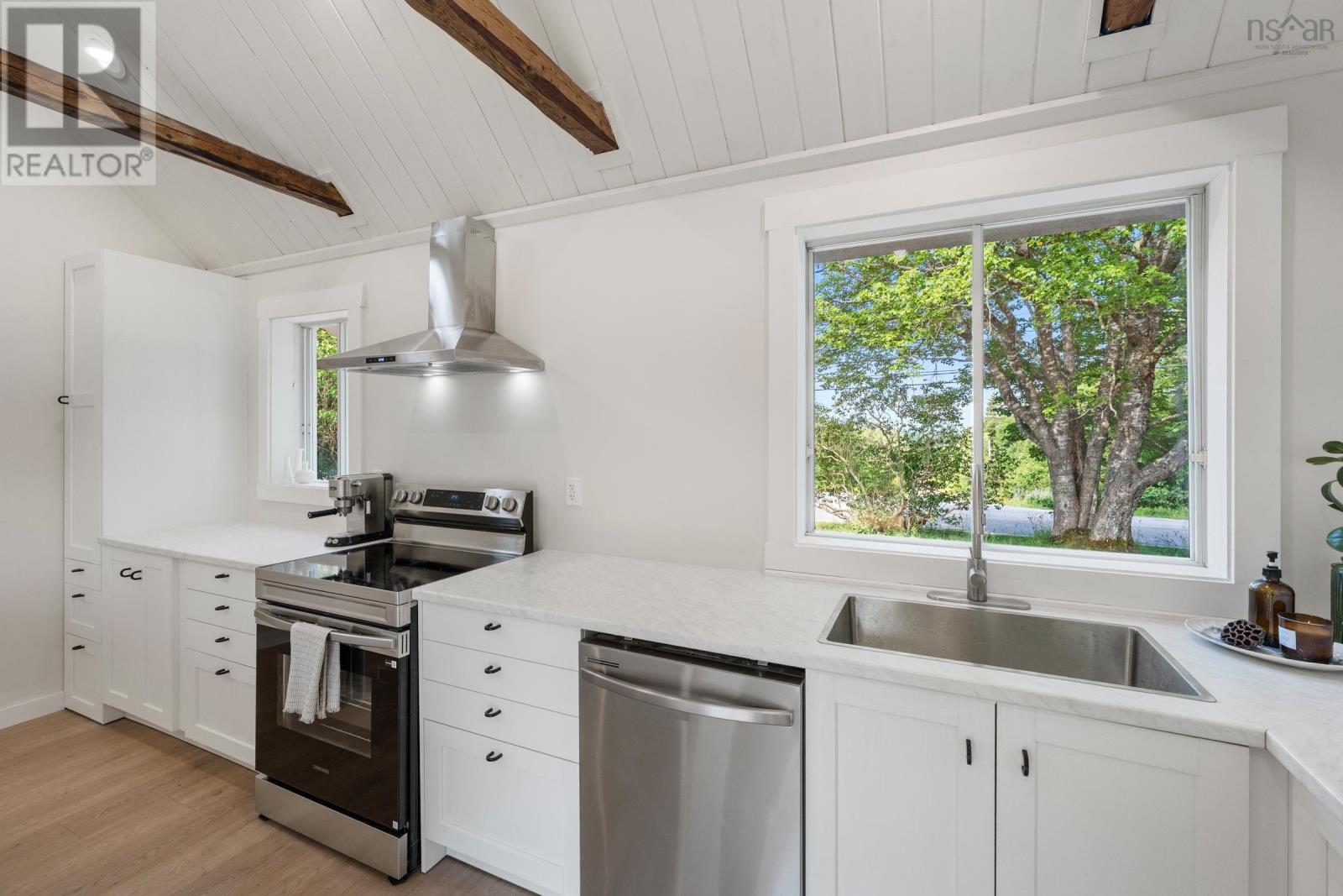 4476 Highway 3 Property Photo 6